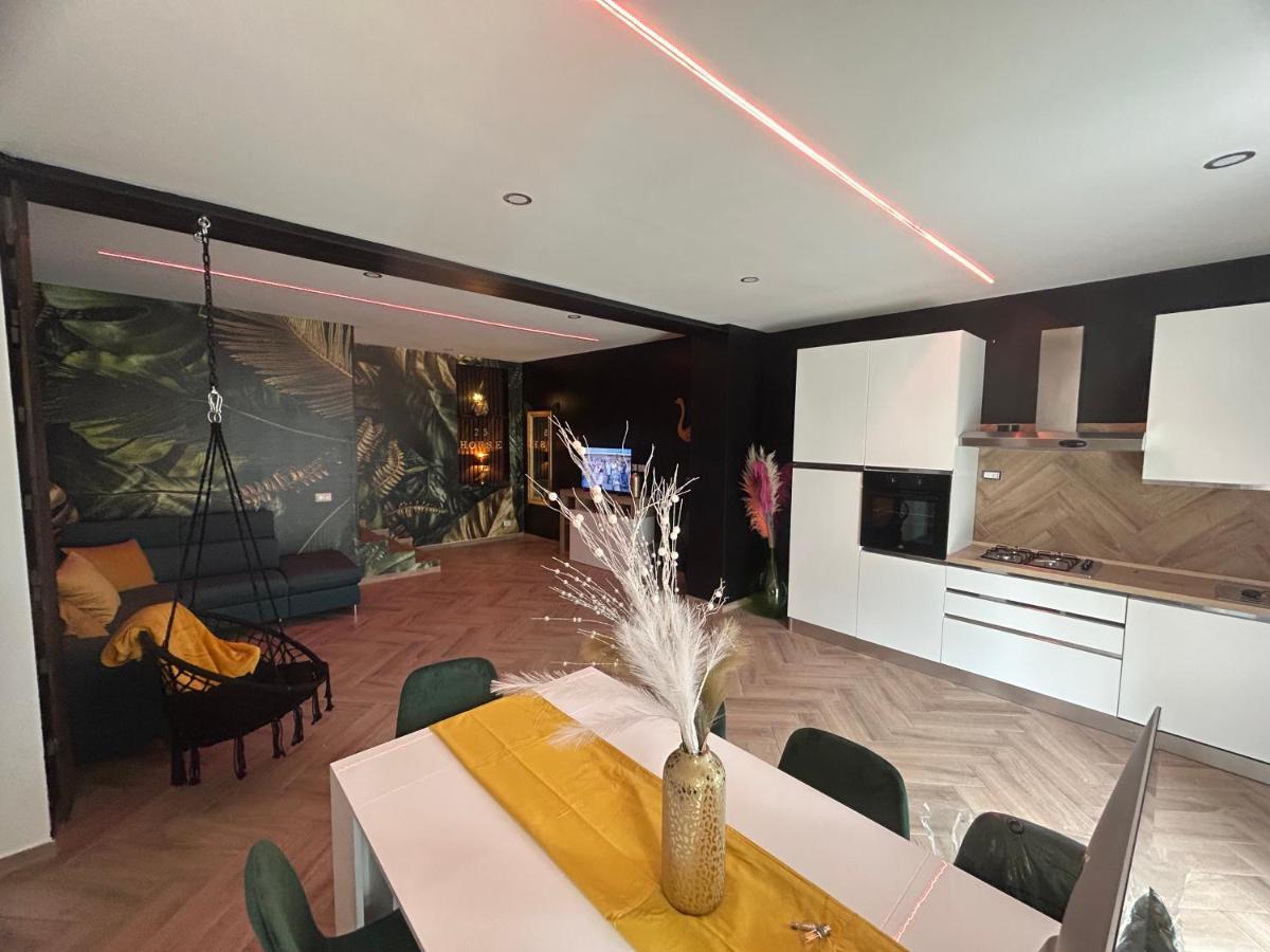 House Twenty - Five Mailand